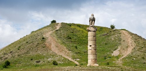 Karakus Tumulus Nemrut Adlerfigur