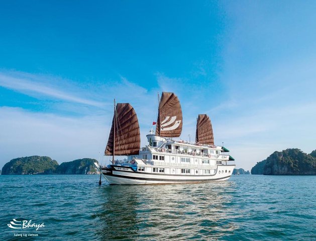 Bhaya Cruise Halongbucht Vietnam Komplett