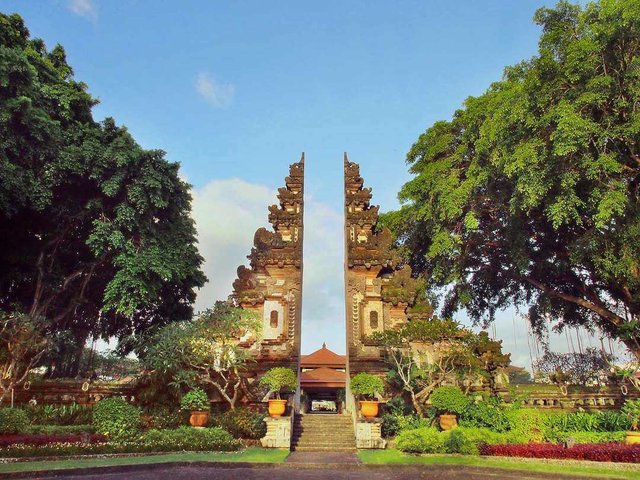 Nusa Dua Beach Hotel Bali