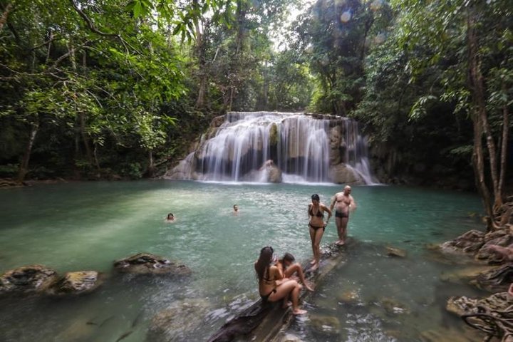 Wasserfall im Erawan Nationalpark