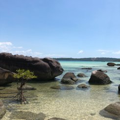 Tamu Koh Rong Pagoda Beach