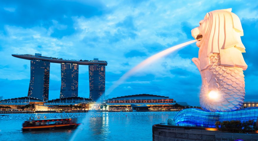 Marina Singapur mit Merlionstatutue