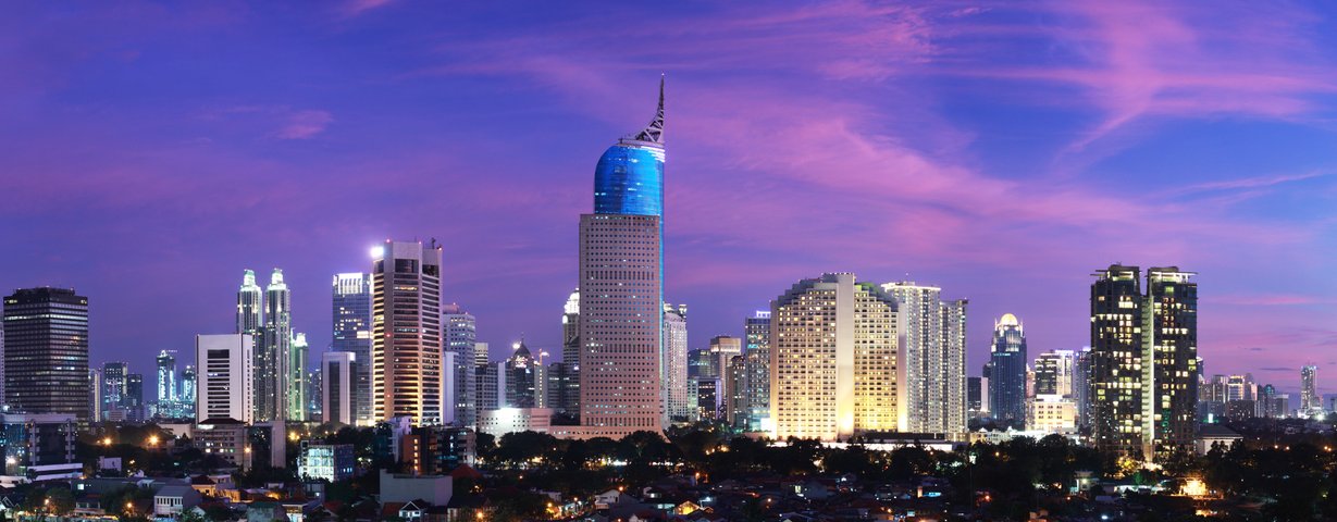 Skyline von Jakarta auf der indonesischen Insel Java